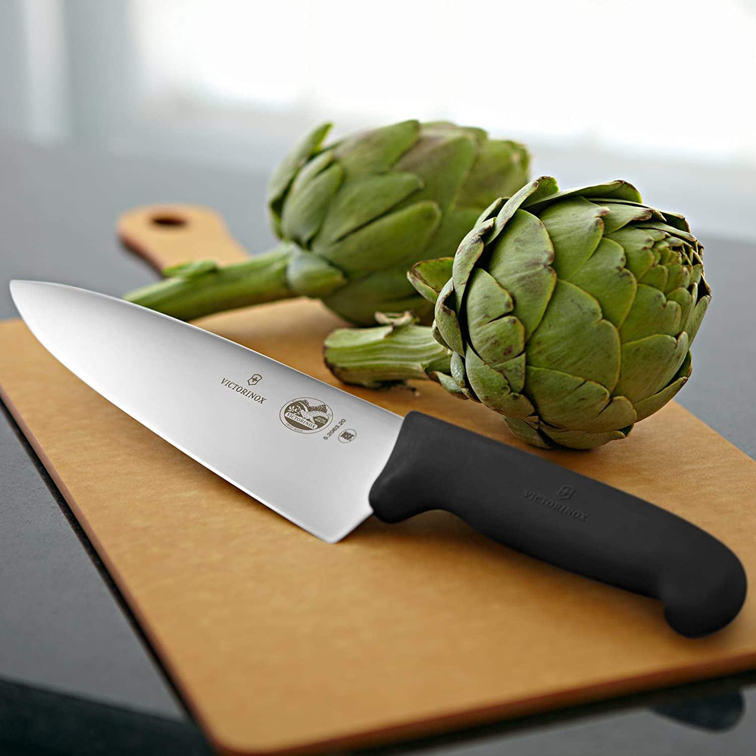 Victorinox Fibrox Pro, 8 Inch Chef's Knife